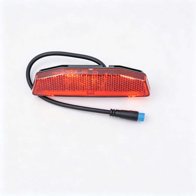 Lumière arrière LED à 4 broches Reliago pour piste BK6